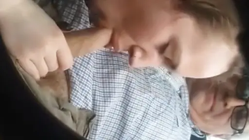 Blowjob in the car Real!