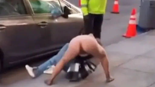 She Came to Fight, Left with Her Whole Coochie Out