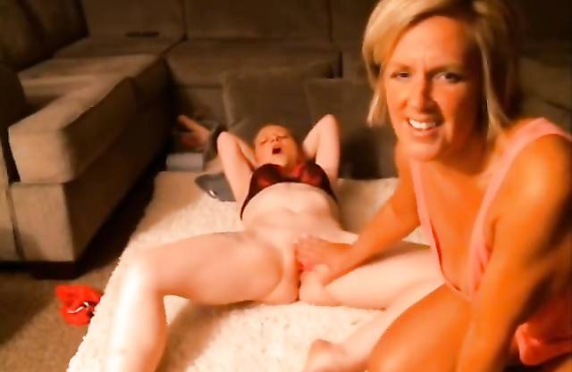Douterandmom Com - Mother And Daughter Porn Videos