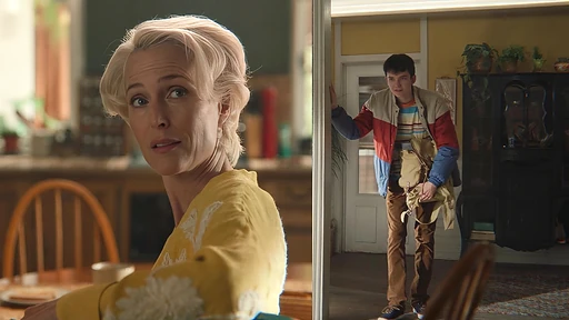 Gillian Anderson as a hot mom gives her shy son a real sex education at home