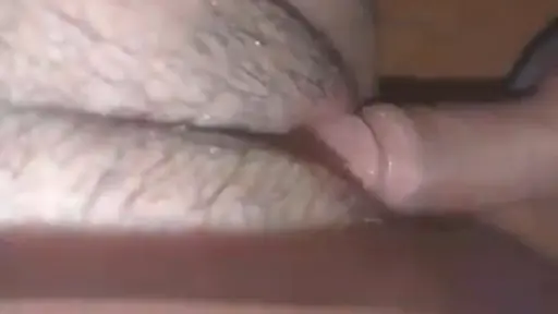 Madre enseñando sexo a hijo a escondidas
